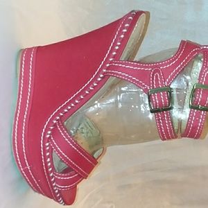 Collin Stuart Wedge heels